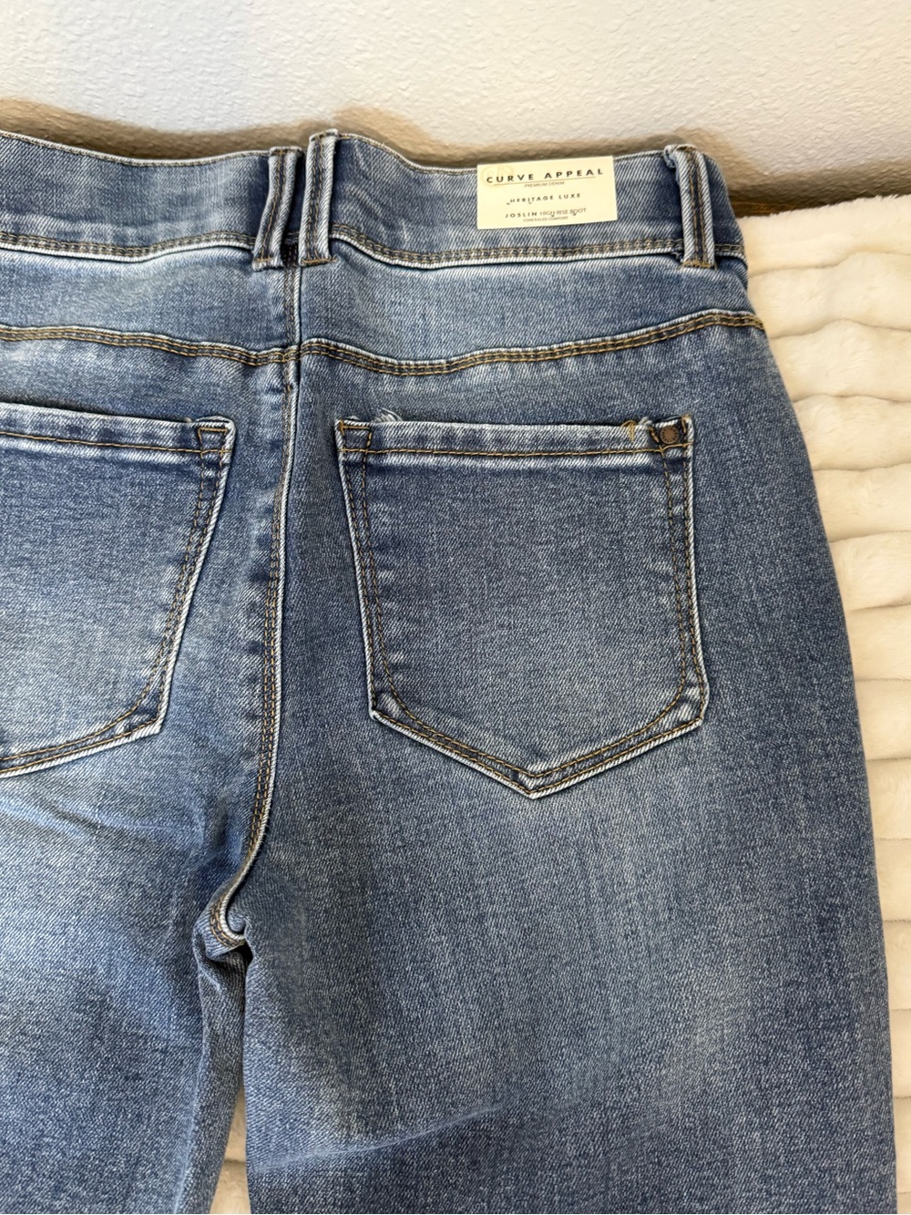 Curve Appeal high rise boot cut jeans size 4 27 - Picture 10 of 10